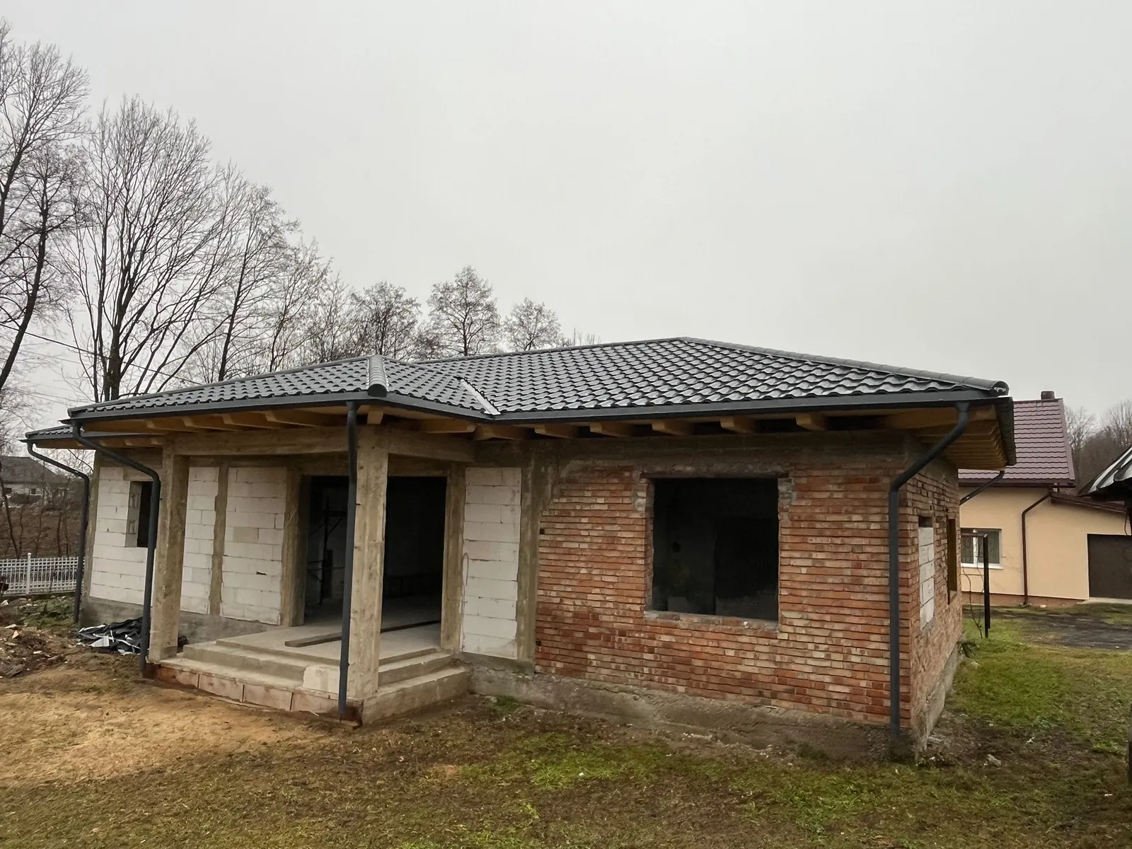 Acoperiș Gotic — Bontaieni, Maramureș
