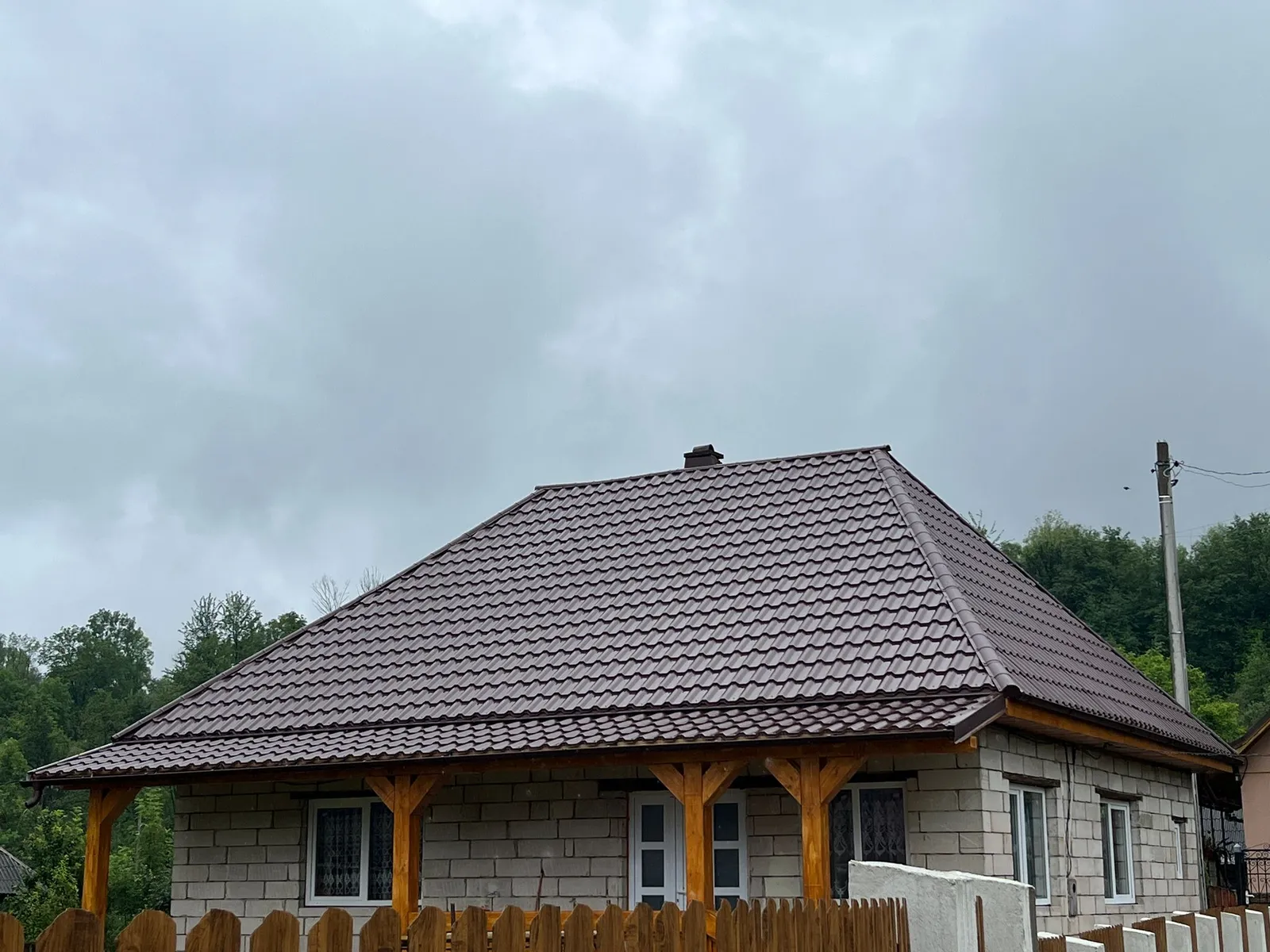 Acoperiș Gotic — Budesti, Maramureș