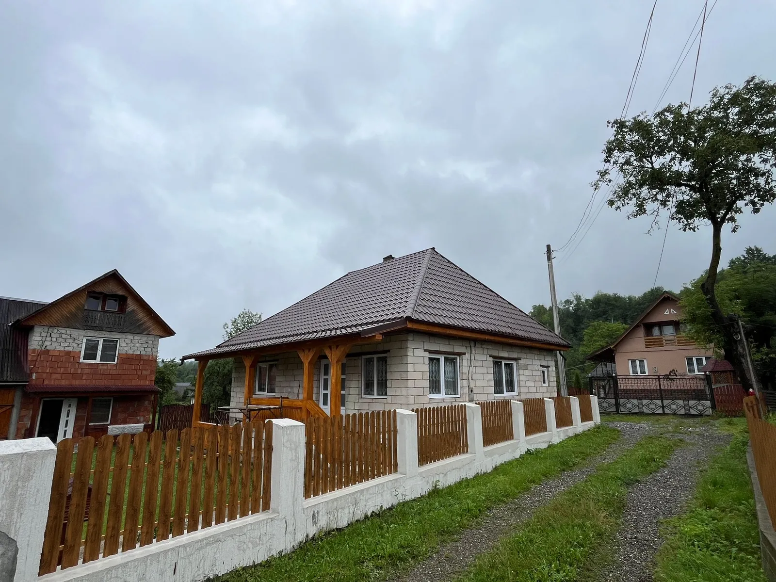 Acoperiș Gotic — Budesti, Maramureș