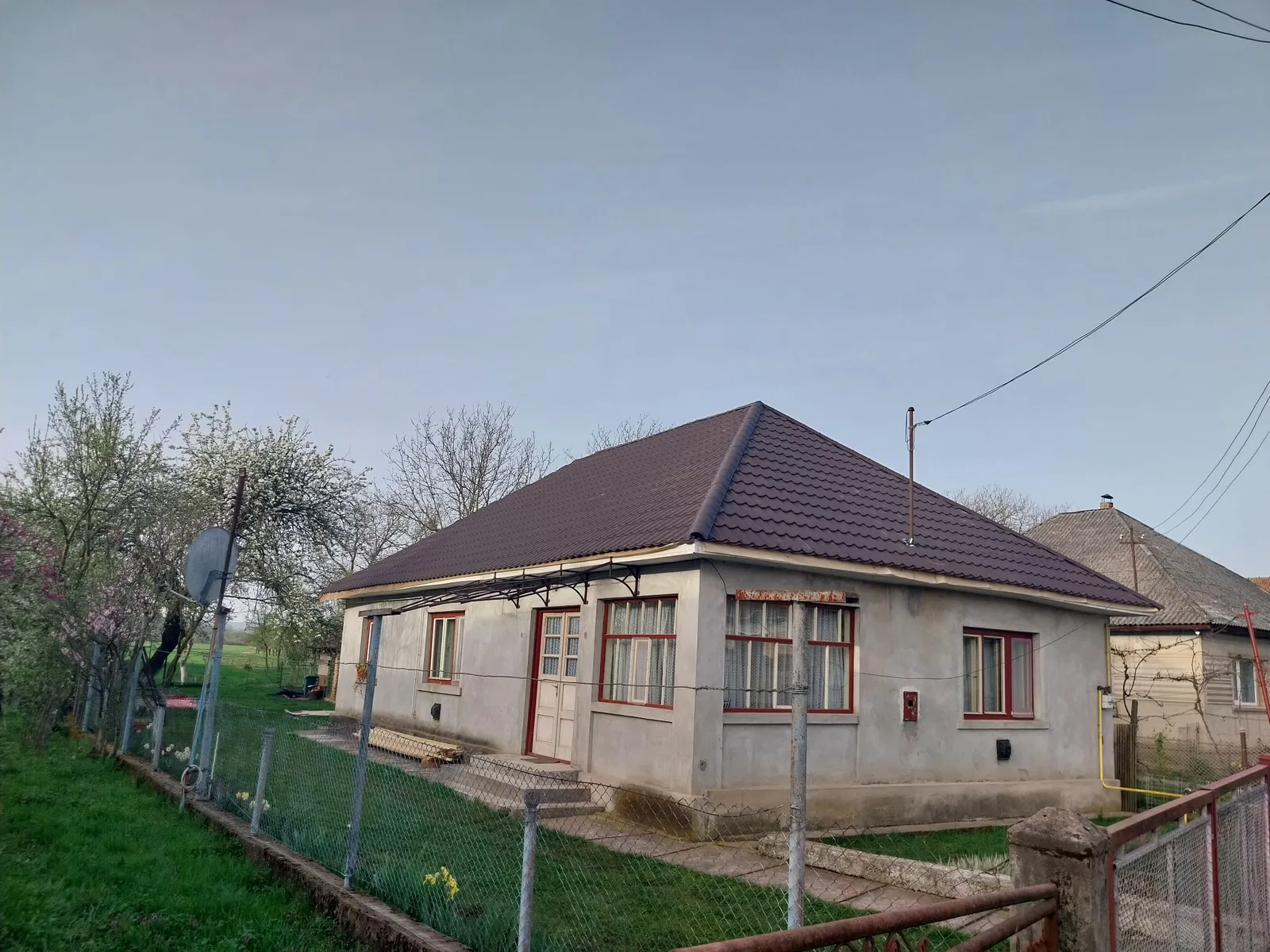 Acoperiș Clasic — Pomi, Maramureș