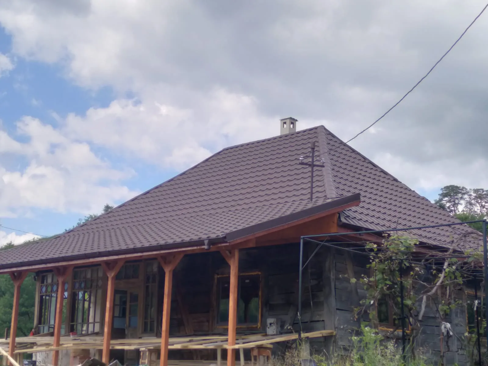 Acoperiș Gotic — Stramtura, Maramureș