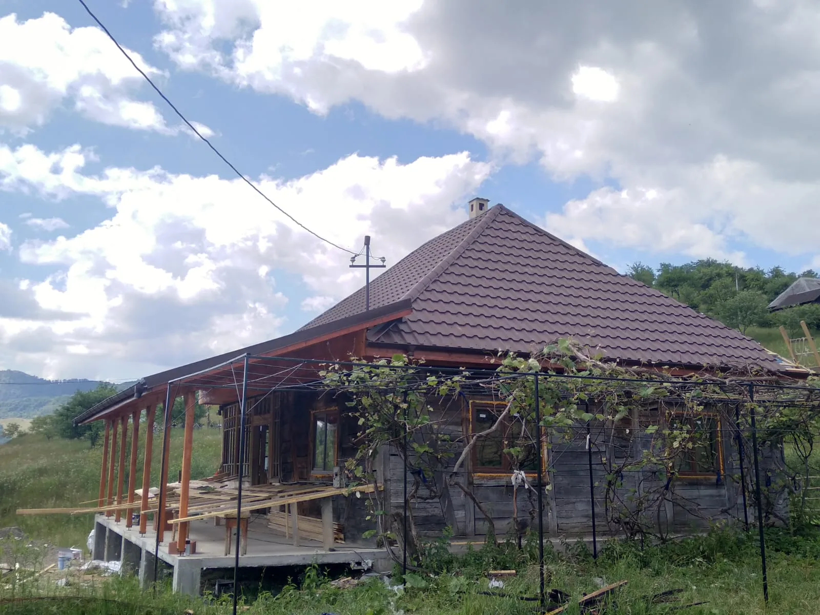 Acoperiș Gotic — Stramtura, Maramureș