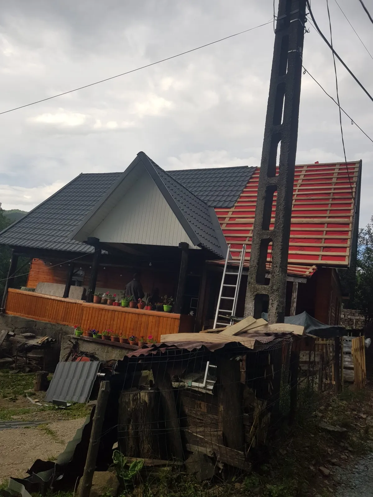 Acoperiș Clasic — Chiuzbaia, Maramureș