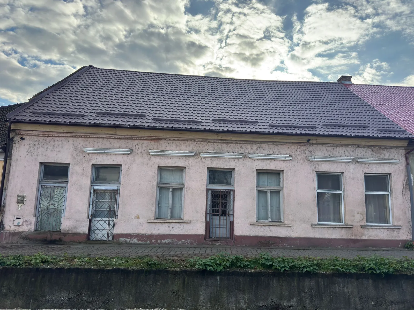 Acoperiș Clasic — Seini, Maramureș