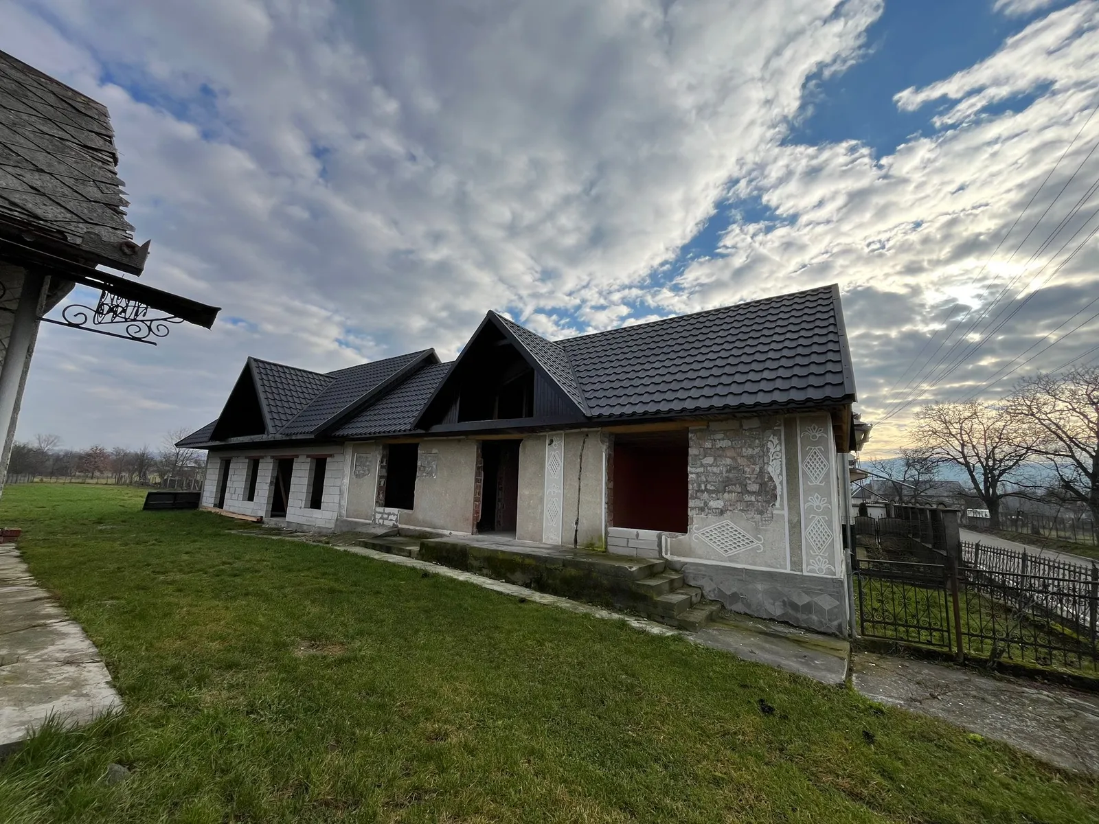 Acoperiș Gotic — Sapanta, Maramureș