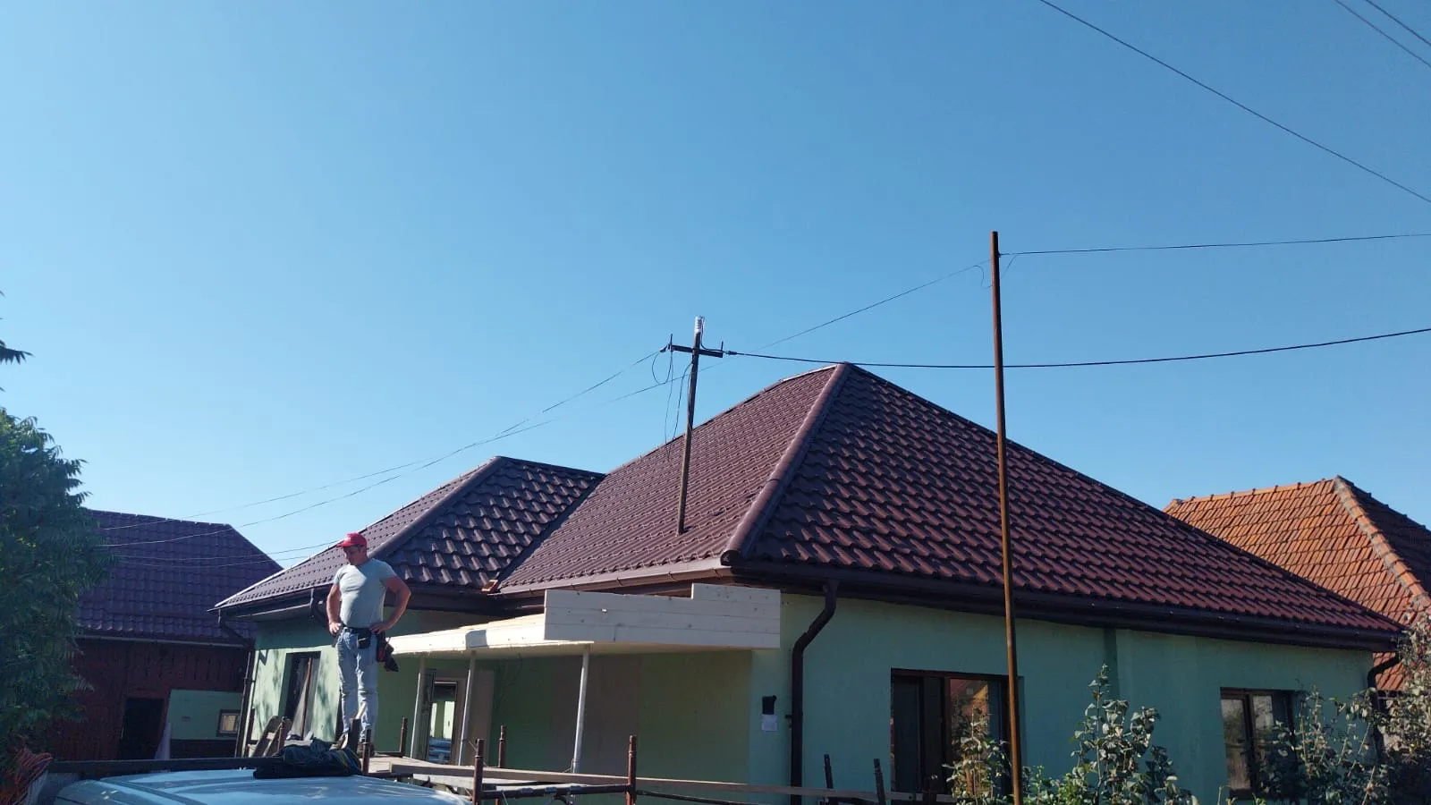 Acoperiș Gotic — Sasar, Maramureș