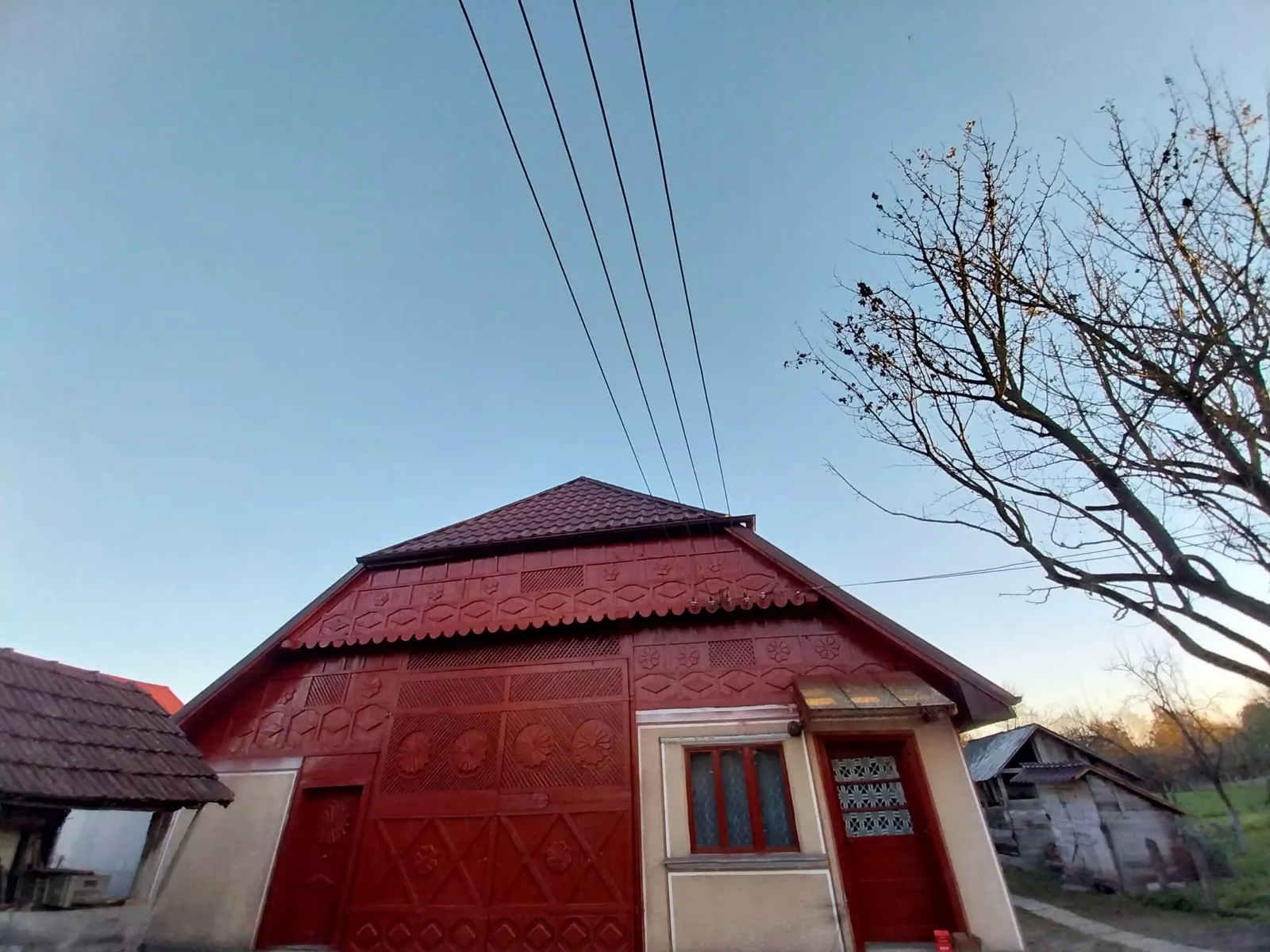 Acoperiș Gotic — Tamaia, Maramureș