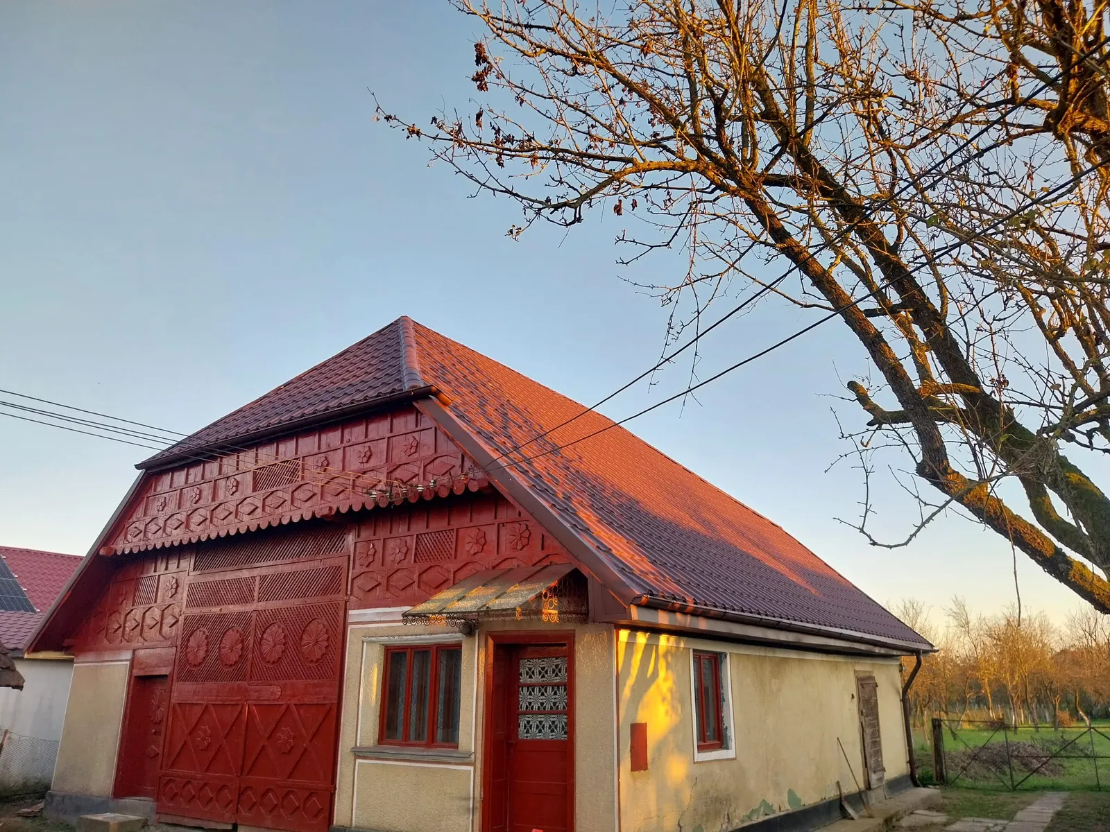 Acoperiș Gotic — Tamaia, Maramureș