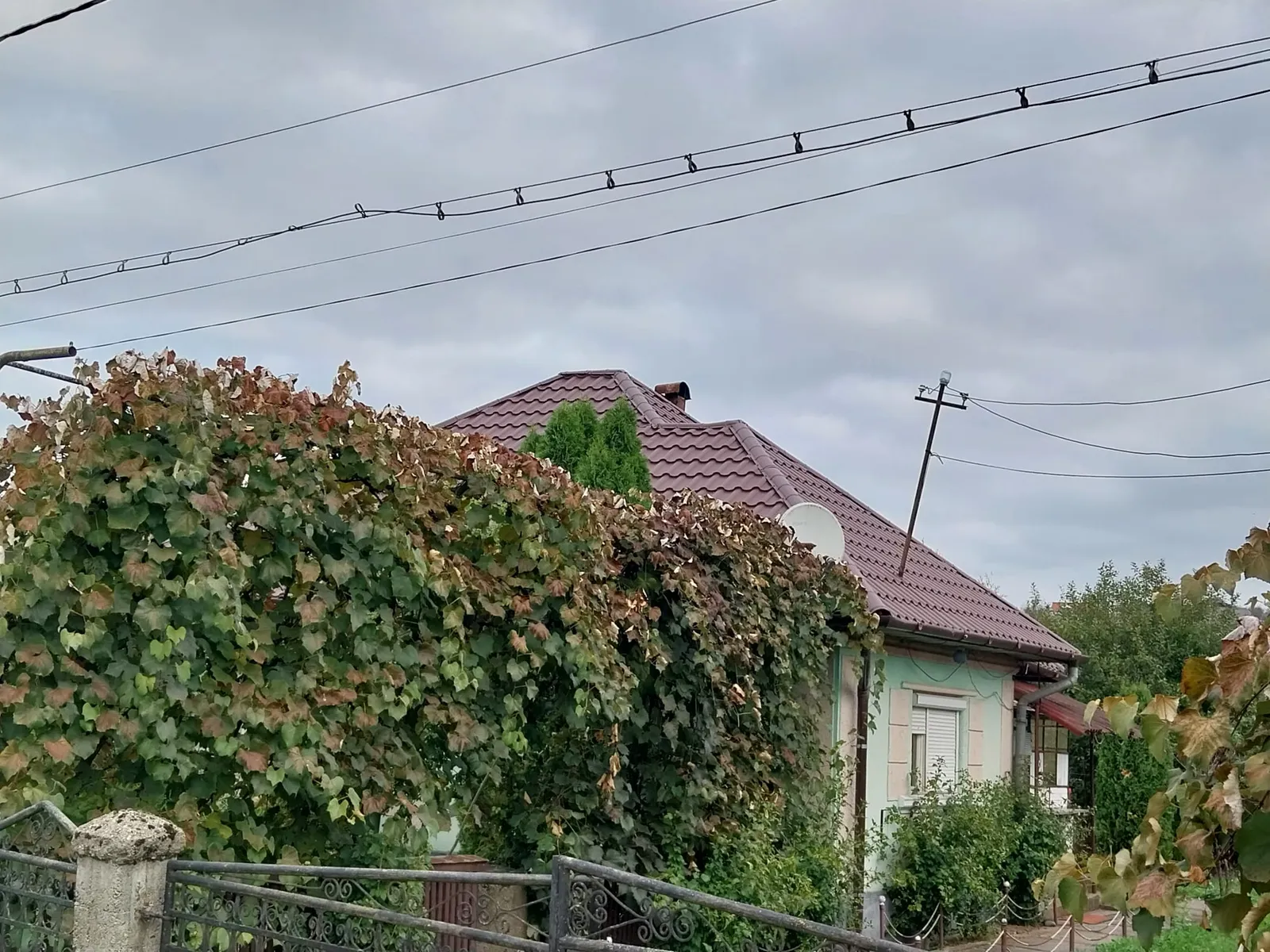 Acoperiș Iberic — Barsau De Jos, Satu Mare