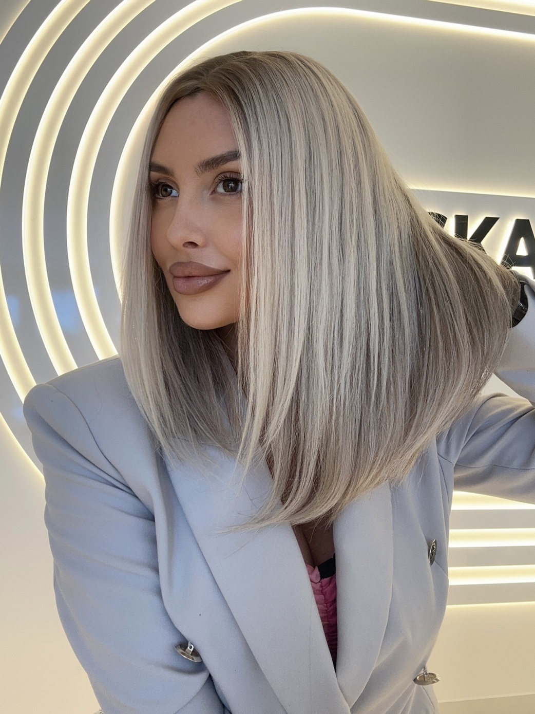 Peruca din par natural SIA - Extensii de par București Peruca din par natural SIA - Extensii de par București