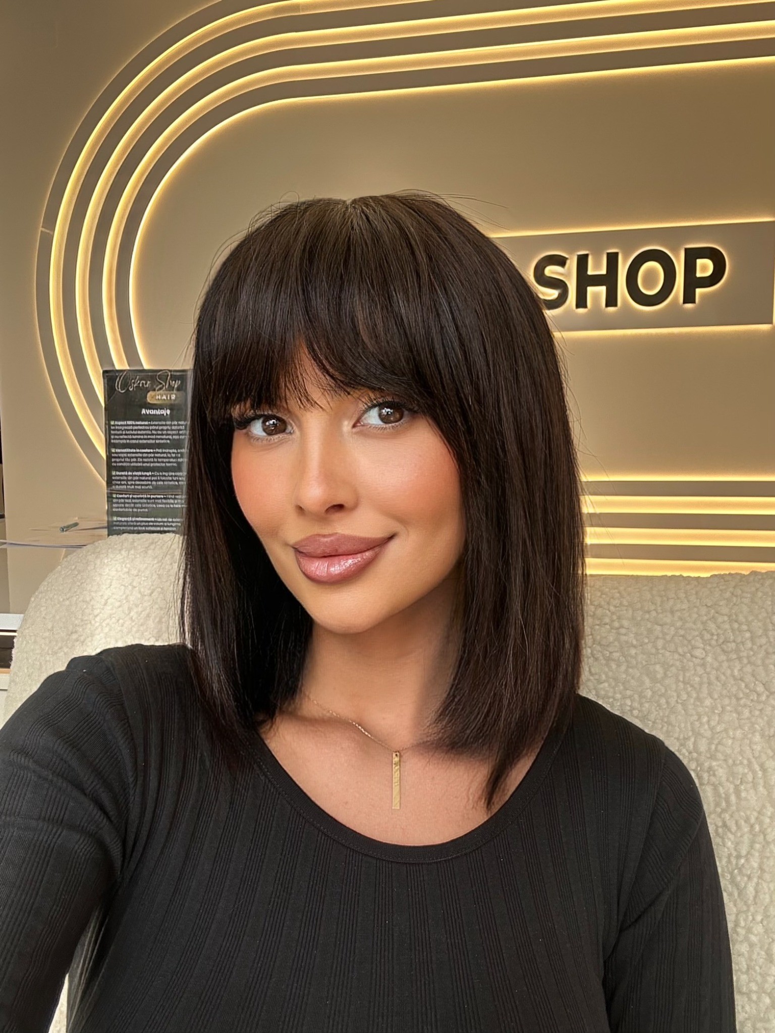 Peruca din par natural YASMIN - Extensii de par București Peruca din par natural YASMIN - Extensii de par București