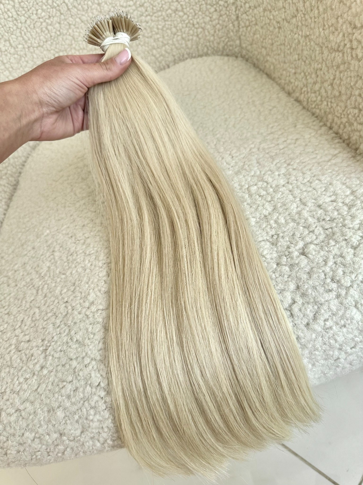Extensii Nanoring Slavic #10 - Extensii de par București Extensii Nanoring Slavic #10 - Extensii de par București