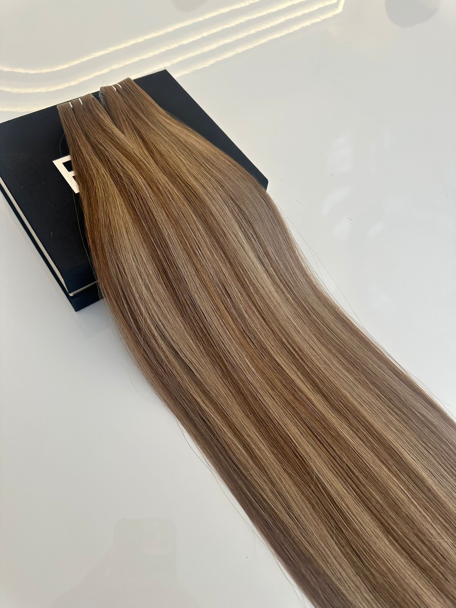 Extensii Invisible Tape Balayage #4/4/18 - Extensii de par București Extensii Invisible Tape Balayage #4/4/18 - Extensii de par București