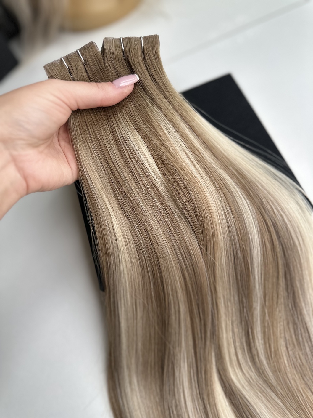 Extensii Invisible Tape Balayage #8/Silver/#8 - Extensii de par București