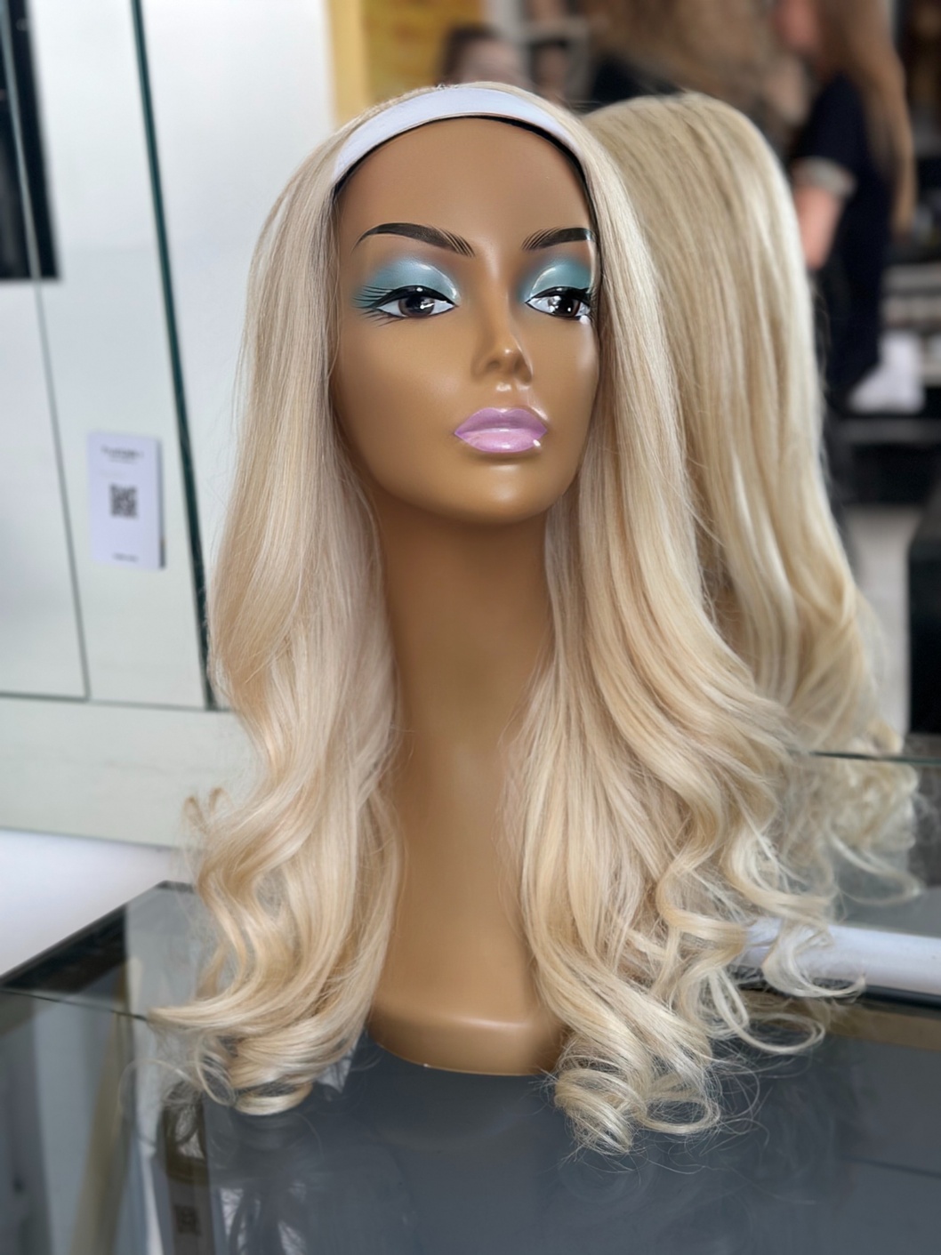 Mese de Volum cu Cordeluta Luxe Blond Platinat - Extensii de par București