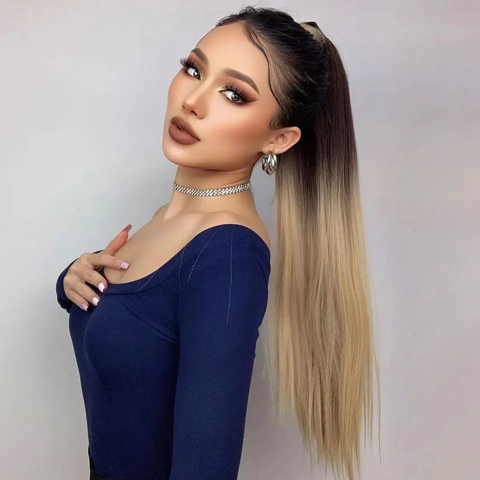 Coada de Par cu Scai Ombre Saten Mediu/ Blond Natural - Extensii de par București Coada de Par cu Scai Ombre Saten Mediu/ Blond Natural - Extensii de par București
